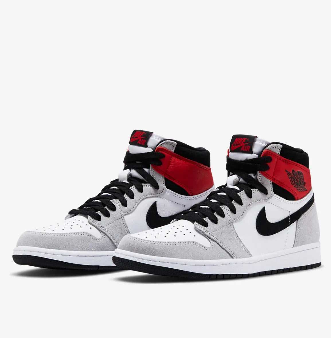 Nike Air Jordan 1 Retro High OG Light Smoke Grey